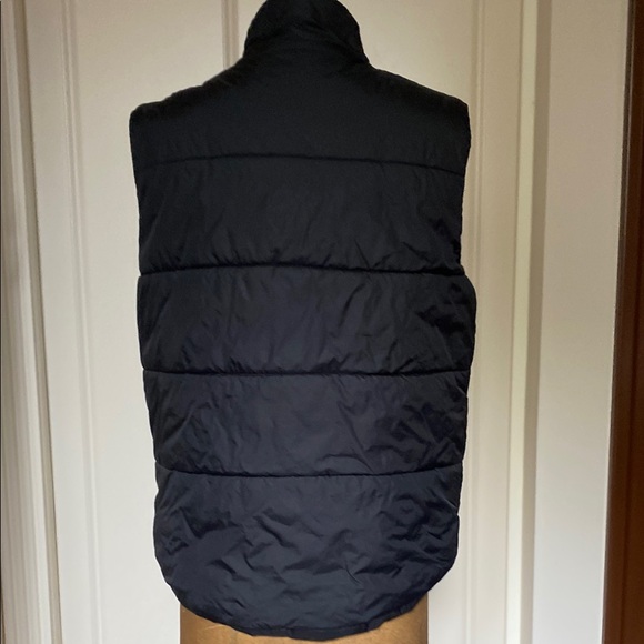 Express Men's Black Puffer Vest - Picture 3 of 8